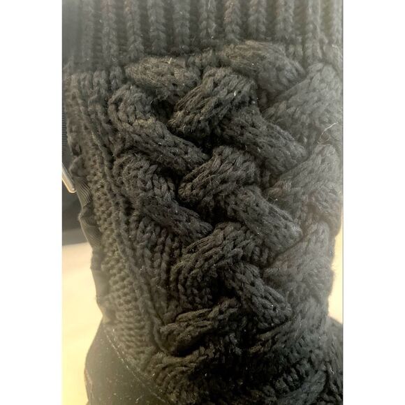 UGG Australia Women's Isla Black Knit Cable 1010669 Lace Up Boots Size 6 - Picture 13 of 13